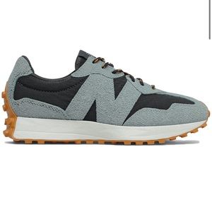 New balance 327 suede sneaker